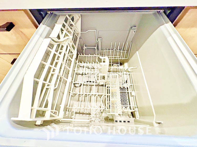 キッチン 【キッチン】フライパンに火を入れる、その一瞬。この部屋が、暮らしの中心になる。