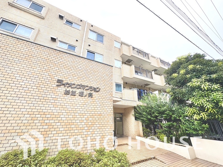 外観 【Exterior】整ったフォルムが印象的な佇まい。