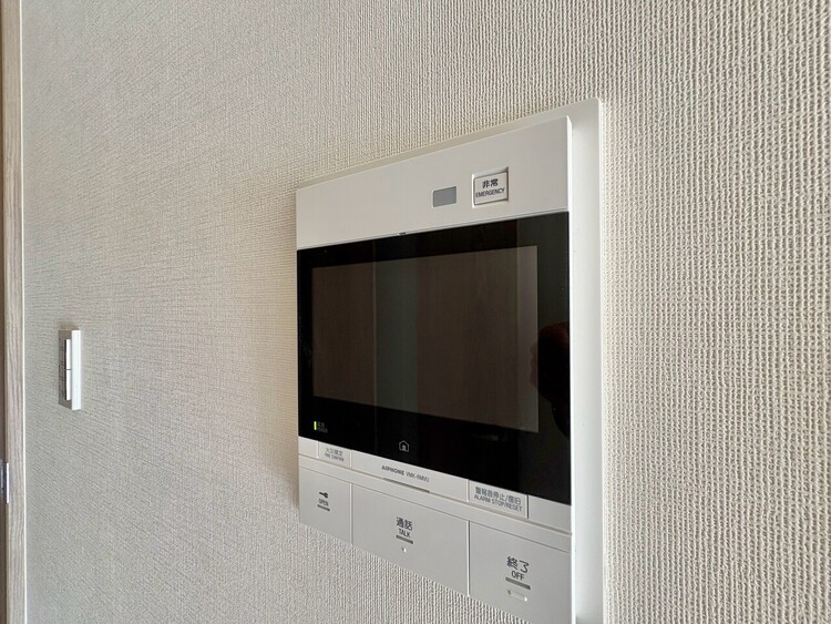 その他 誰が来てもわかる様にモニター付きインターホンを設置。