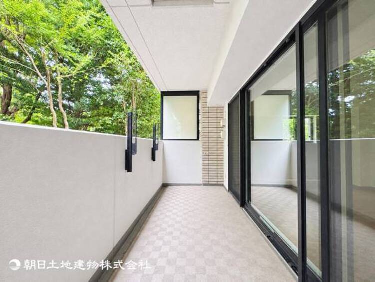 その他 【バルコニー】太陽に愛された家。陽当り・通風に優れた魅力的で快適さを追求した住宅です。