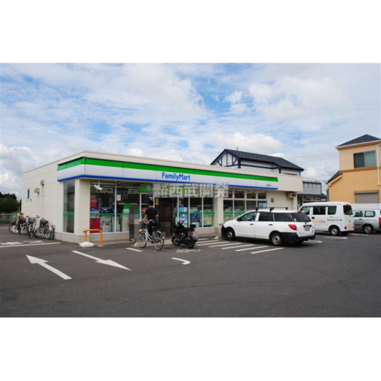 周辺 ファミリーマート川越寺尾店(約300m)