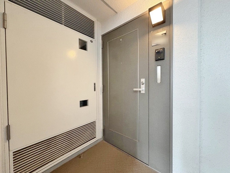 玄関 玄関を開ければ、そこは安らぎのご自宅。