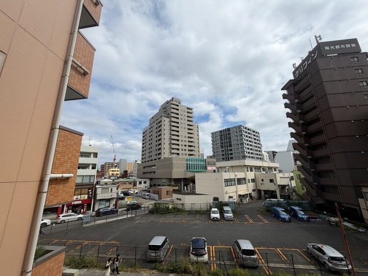 その他 眺望や窓からの景色が良いと、家で過ごす時間も快適です。