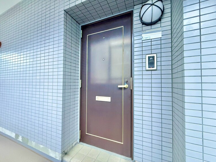 玄関 玄関を開ければ、そこは安らぎのご自宅。