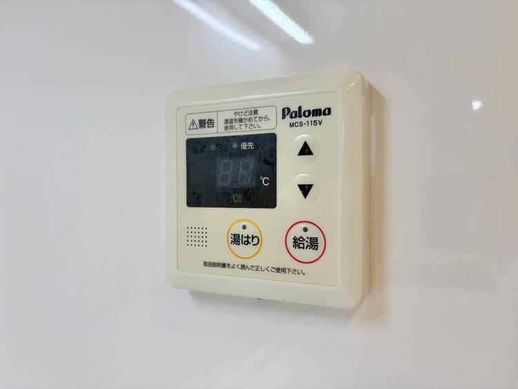 設備 見やすい画面で操作しやすい給湯パネルです。