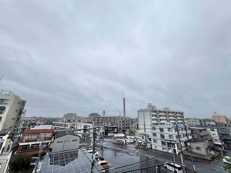 バルコニー 頬をなでる、優しい風を感じることが出来ます。
