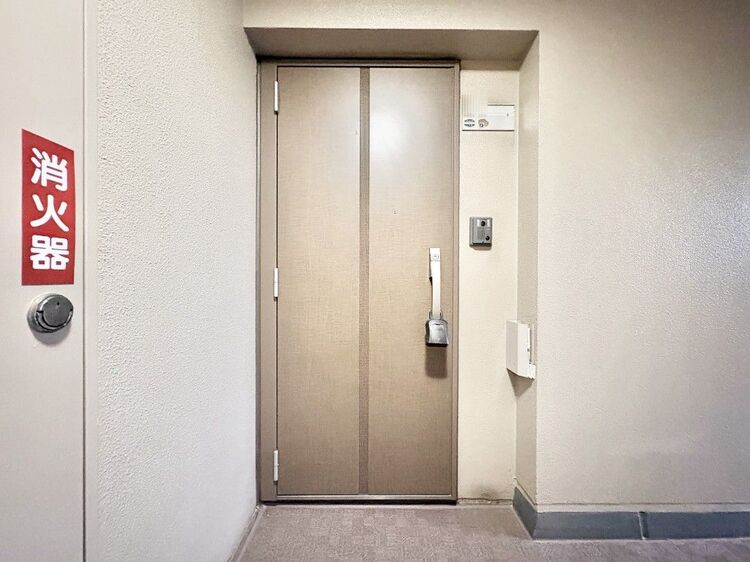 玄関 玄関を開ければ、そこは安らぎのご自宅。