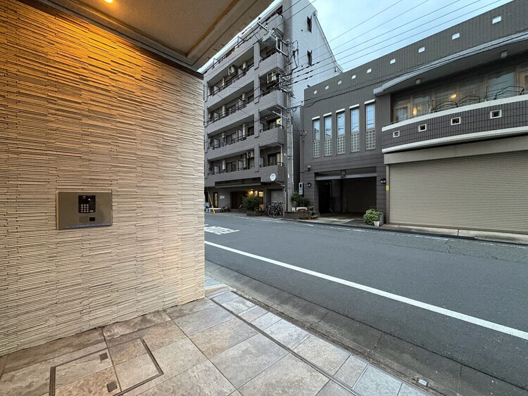 その他 館内は静寂な中が保たれており、管理が行き届いている印象を受けました。