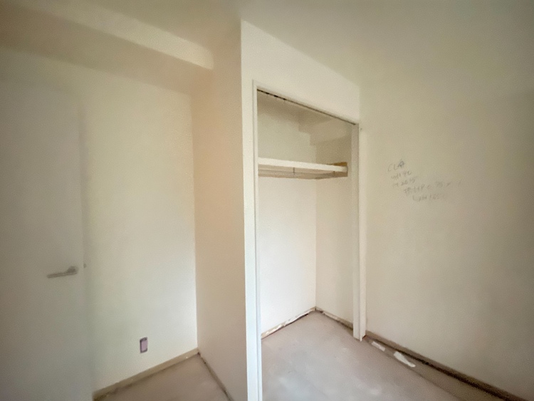 その他 収納スペースが付いていて、お部屋を広く使っていただけます。