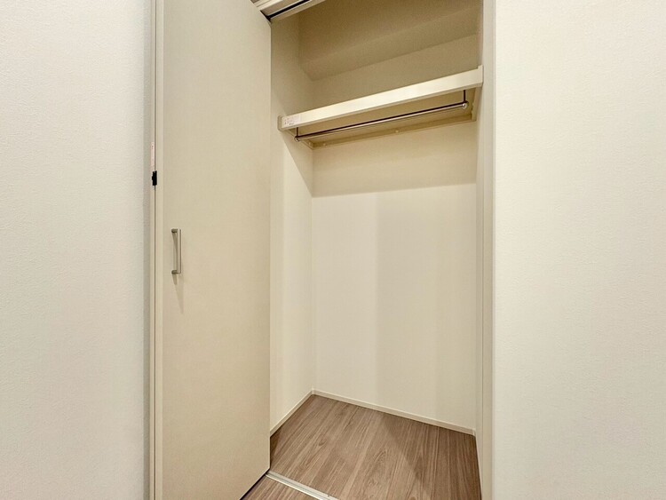 その他 家電やスーツケース、ストック品など何でも片付く嬉しい空間です。