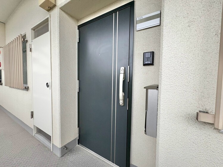 その他 清潔感のある落ち着いた雰囲気の玄関です。