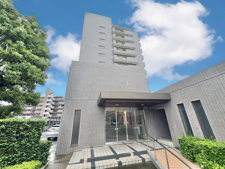 その他 飽きのこないシンプルモダンな外観です。