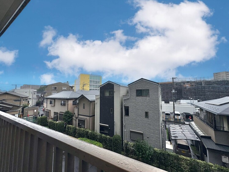 その他 眺望や窓からの景色が良いと、家で過ごす時間も快適です。