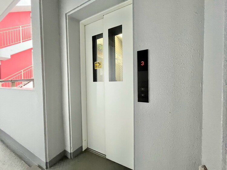 その他 エレベーター完備のため荷物が多くなっても安心。