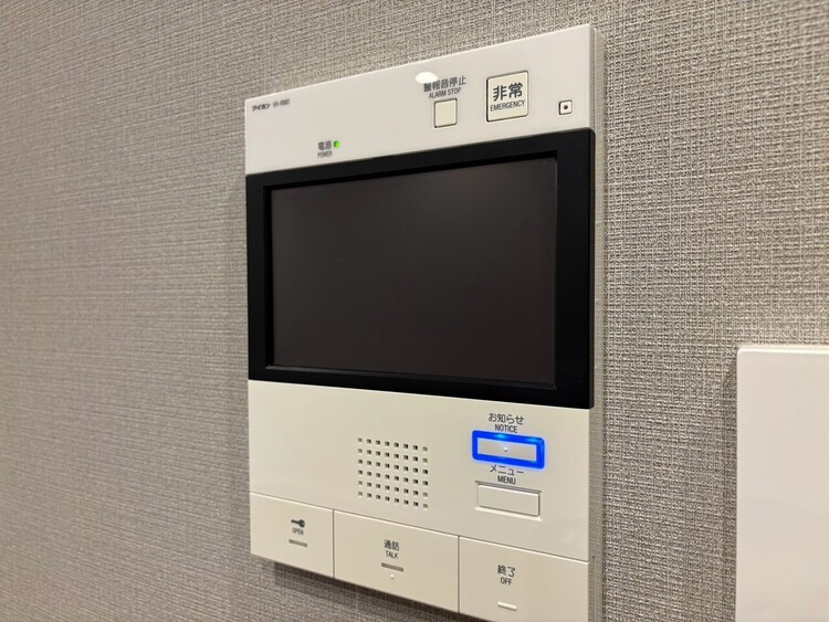 その他 誰が来てもわかる様にモニター付きインターホンを設置。