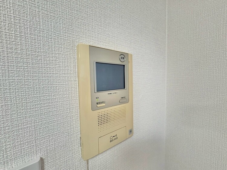 その他 誰が来てもわかる様にモニター付きインターホンを設置。