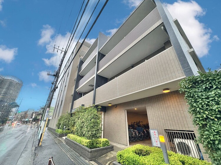 その他 飽きのこないシンプルモダンな外観です。