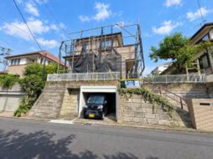 外観 【内外観】モダンできりっとした表情が特徴的な佇まい。きっと、見つかる。帰りたくなる家。 