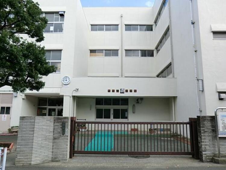周辺 横浜市立竹山小学校まで約710ｍ