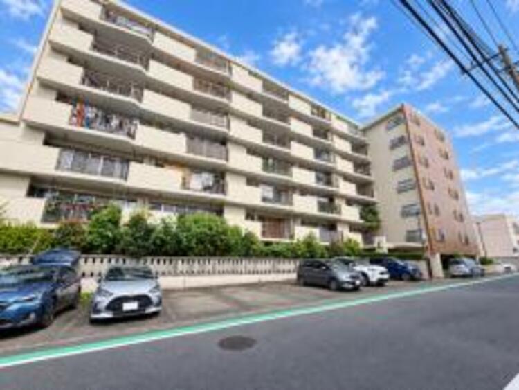外観 陽当たりと開放感を感じる、明るい現地外観です。※一部CGです 