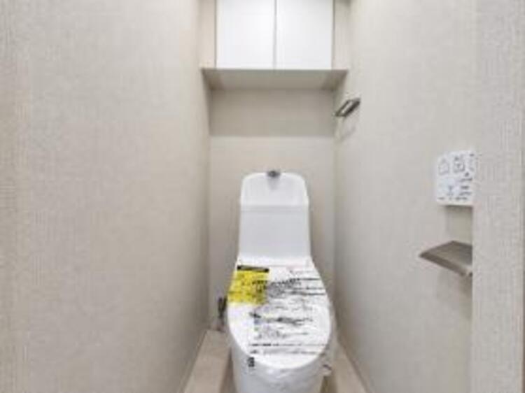 トイレ 清潔感があり、快適にお使いいただけるトイレです。※一部CGです 