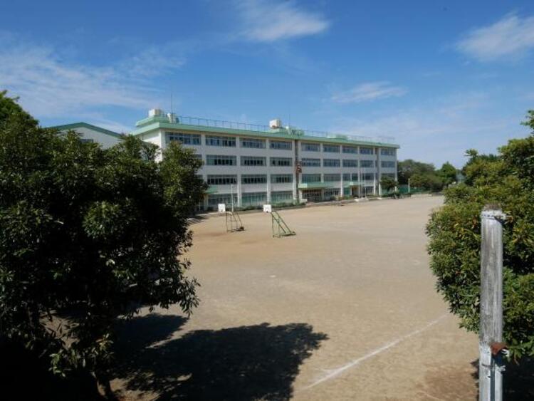 周辺 大和市立中央林間小学校まで約1253ｍ