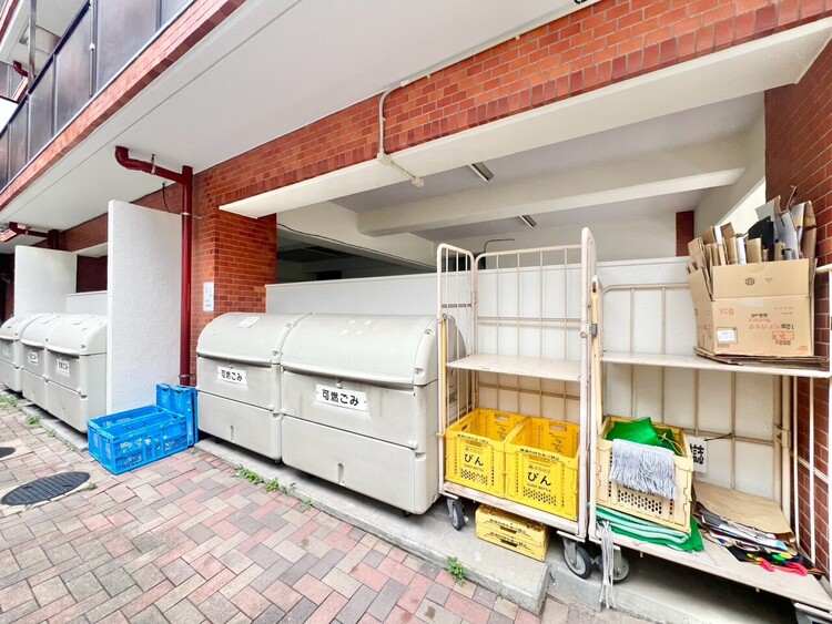 その他 ゴミ置場。綺麗に管理されております。