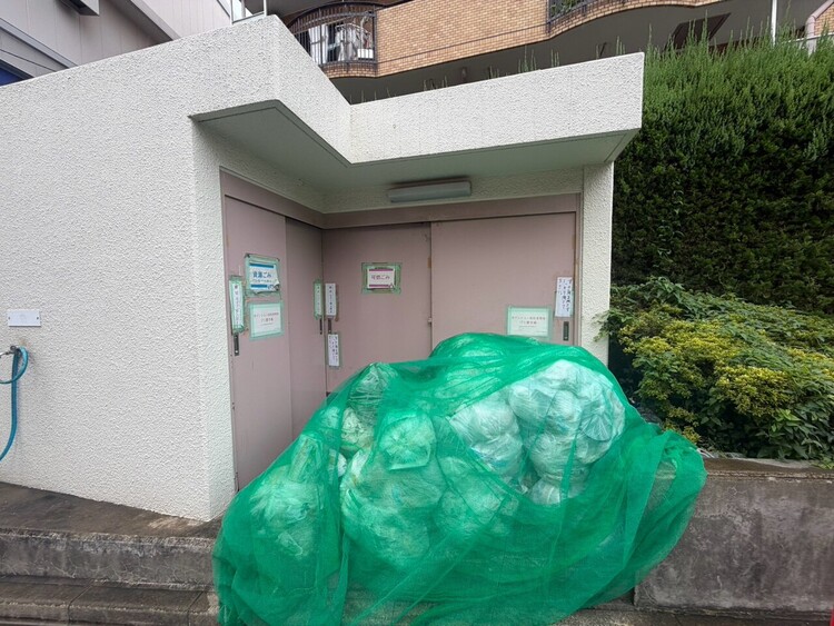 その他 ゴミ置場。綺麗に管理されております。