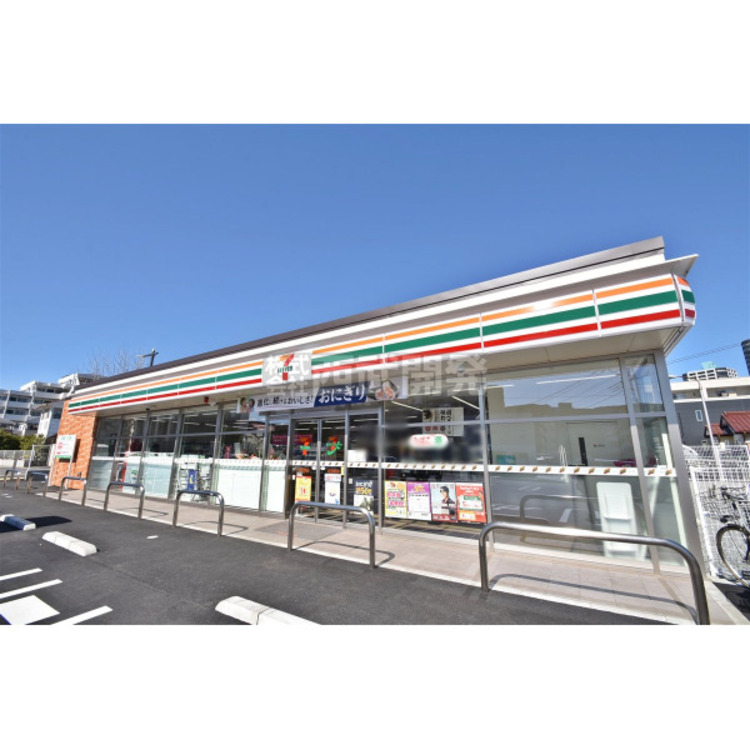 周辺 セブンイレブン大井市沢店(約300m)