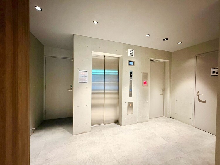 その他 エレベーター完備のため荷物が多くなっても安心。