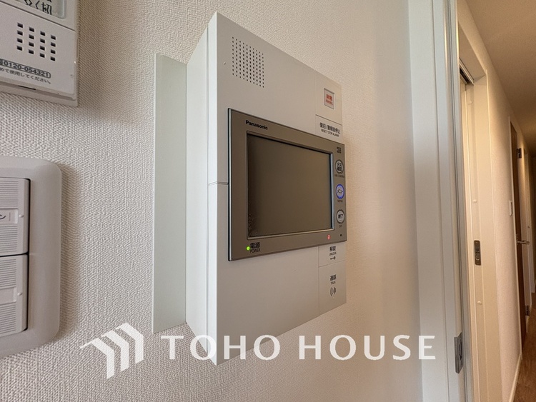 その他 来客が一目でわかるモニター付きインターホン