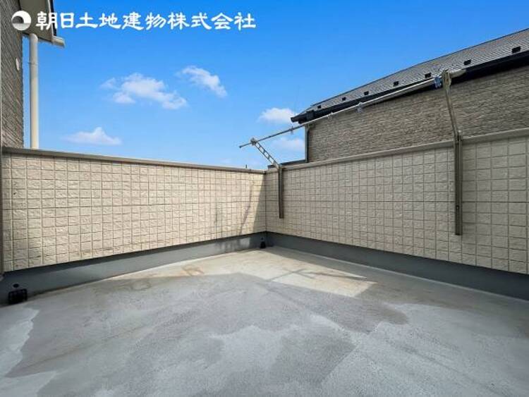 バルコニー すぐの見学や資料請求など、お気軽にお問い合わせください