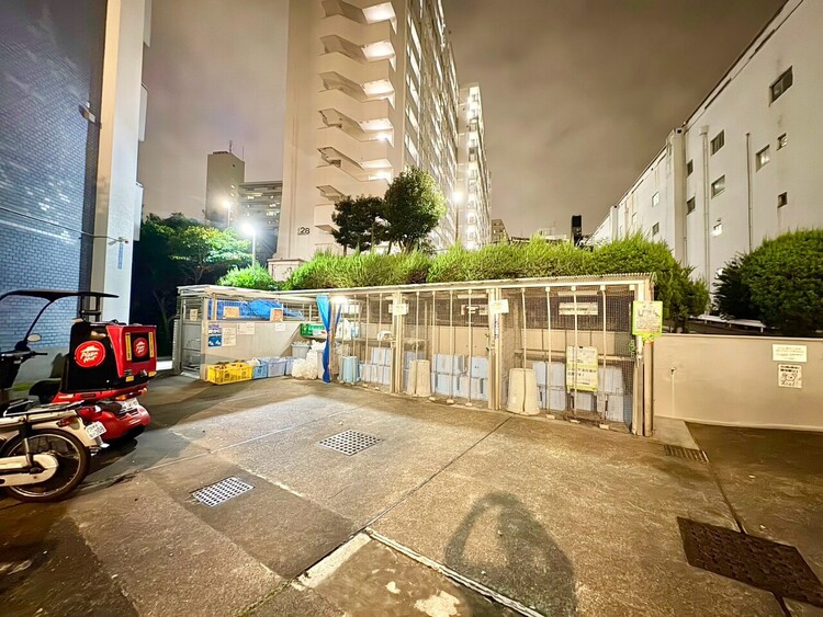その他 ゴミ置場。綺麗に管理されております。