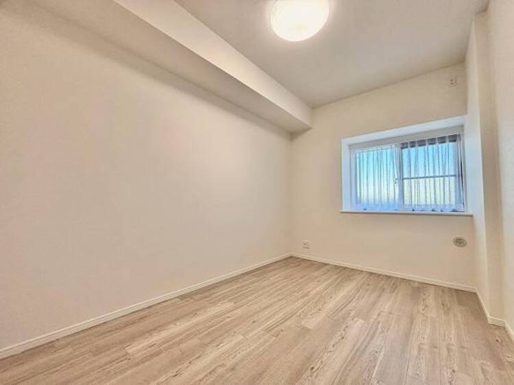 内装 使い方に柔軟性があり、個室としても趣味の部屋としても利用可能です。