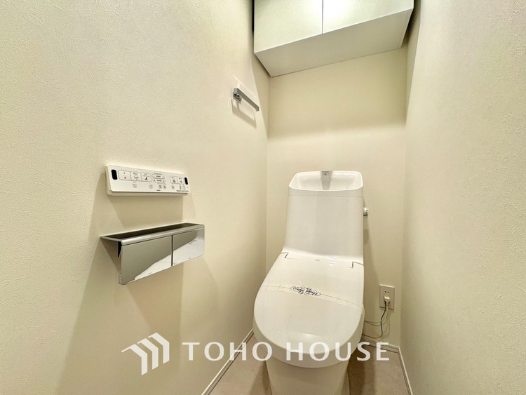 トイレ トイレも自分の時間をゆっくり過ごすスペースのひとつ。最新設備は嬉しい