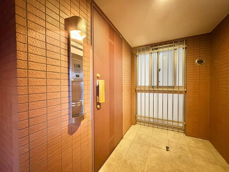 その他 清潔感のある落ち着いた雰囲気の玄関です。
