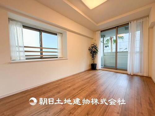 【安心を買うなら、朝日土地建物へ】ライオンズマンションセントワーフ横濱の物件画像
