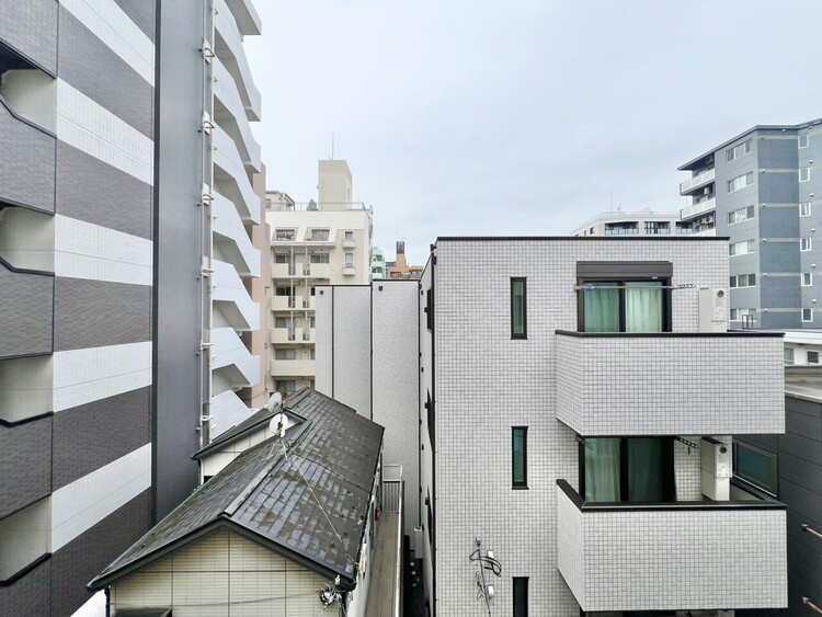 その他 眺望や窓からの景色が良いと、家で過ごす時間も快適です。