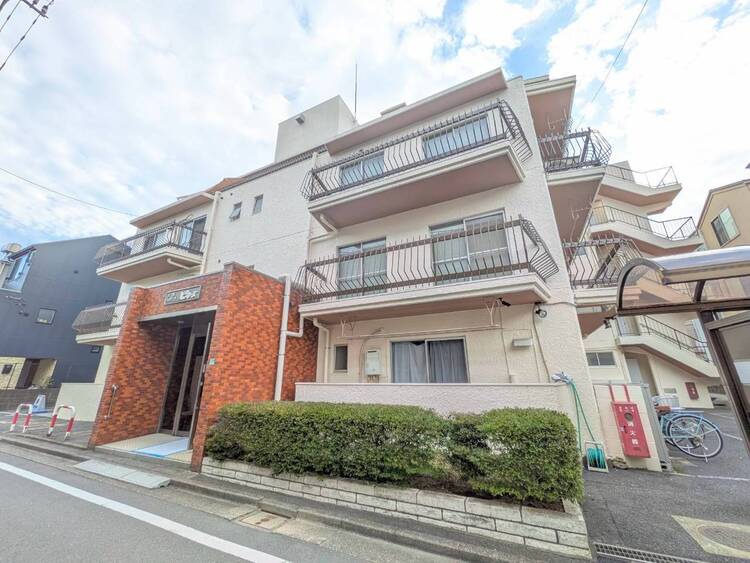 外観 現地に足をお運びいただいた際には、周辺散策などをお勧めいたします。