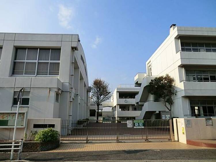 周辺 横浜市立東永谷中学校まで約190ｍ