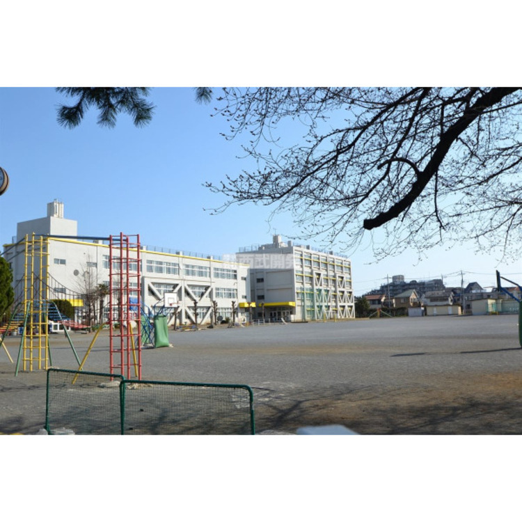 周辺 藤沢小学校(約160m)