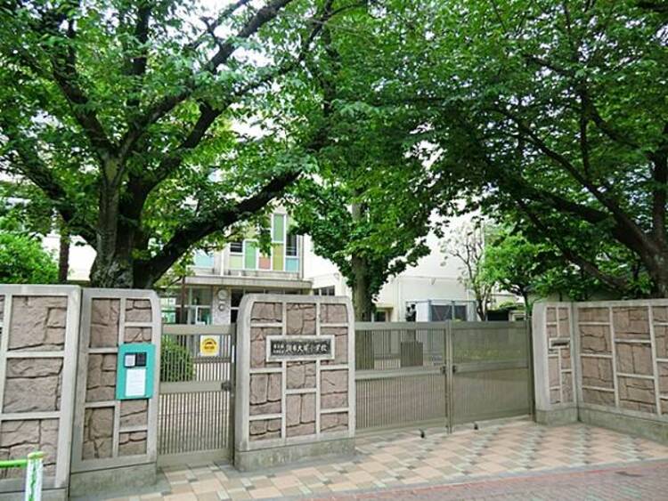 周辺 大田区立調布大塚小学校　600ｍ