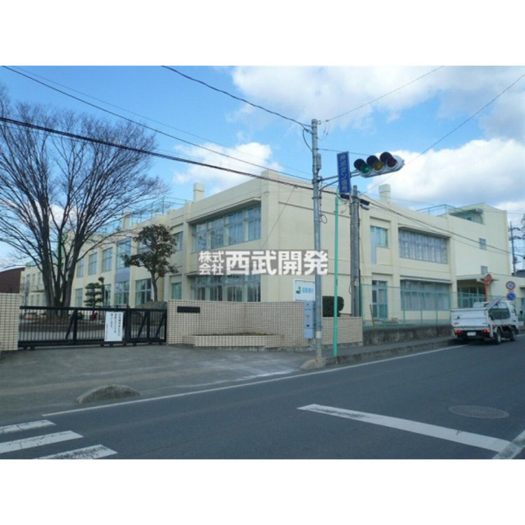 周辺 加治小学校(約730m)