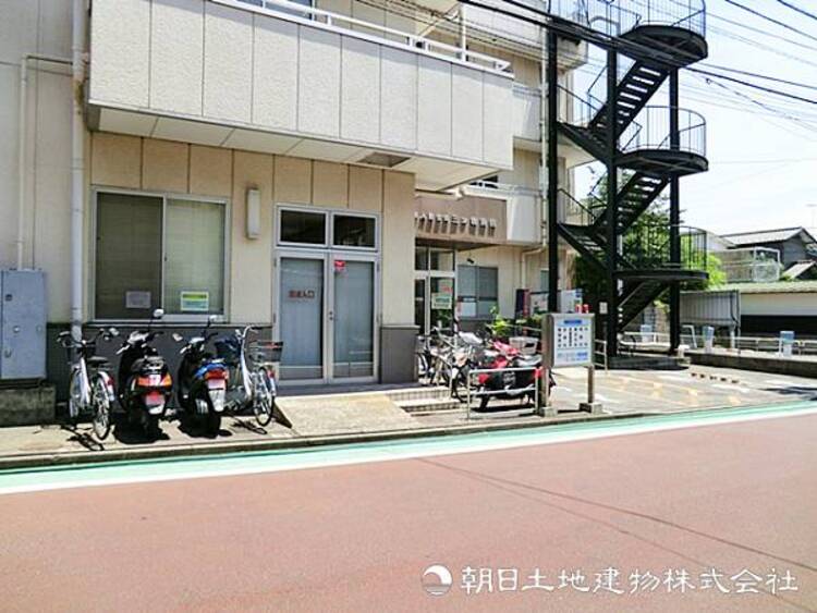 周辺 【三ツ境病院】560ｍ　内科から整形外科・耳鼻咽喉科・皮膚科まで幅広く診療しています。病床を備え入院やリハビリにも対応し、在宅医療も支援する地域密着型の病院です。